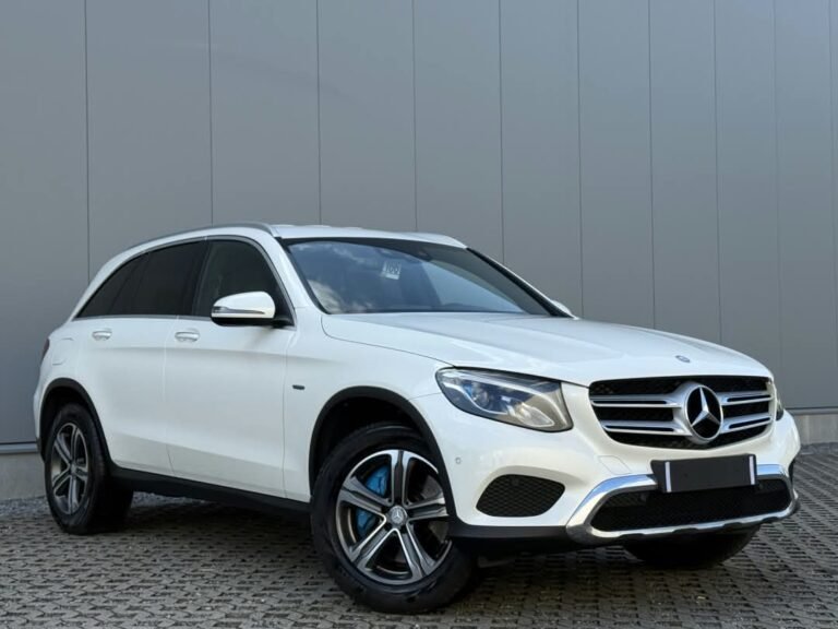 Mercedes-Benz GLC 2016 – photo principale