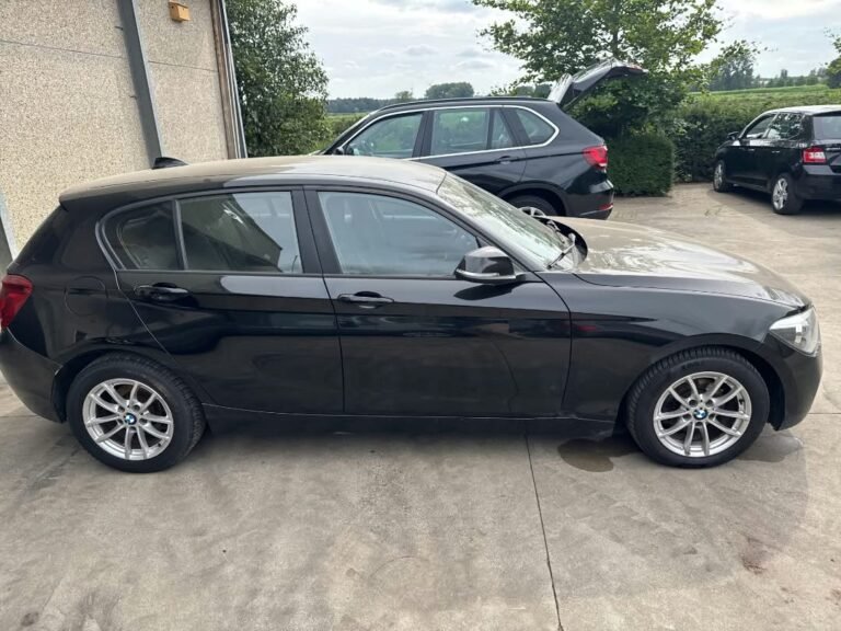 BMW 1 Series 2012 – photo principale